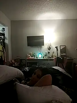 AQuickPhyx online show from February 23, 4:46 pm