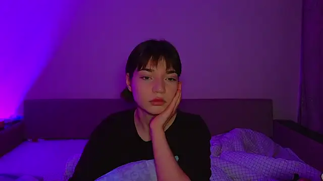 Snapshot of CassJonn chatting on October 31, 5:03 pm CassJonn online show from October 31, 5:03 pm