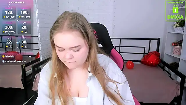 Erica  Alta online show from February 25, 12:34 pm