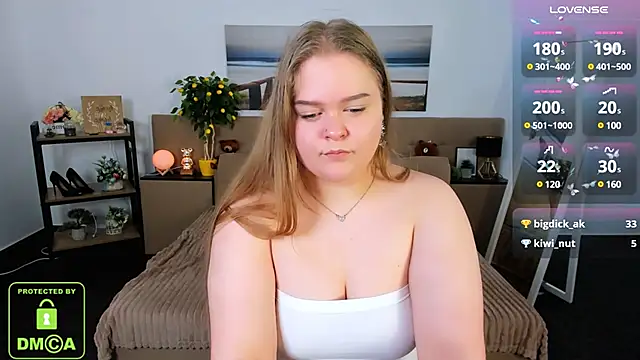 Erica  Alta online show from March 11, 12:39 pm