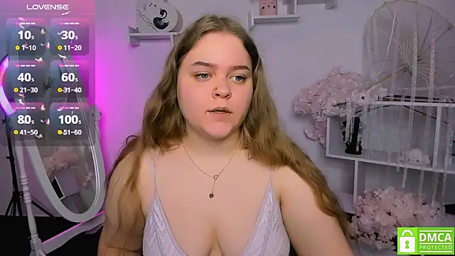 Erica  Alta online show from March 12, 9:34 am