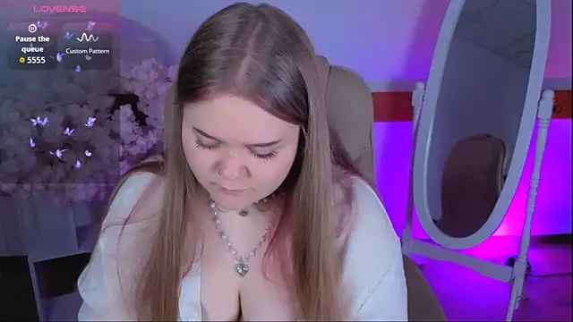 Erica  Alta online show from November 10, 9:36 pm