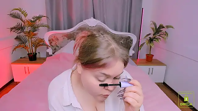 Erica  Alta online show from November 15, 6:22 am