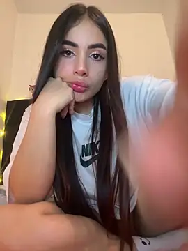 Snapshot of tamy_xoo chatting on March 18, 12:05 am tamy xoo online show from March 18, 12:05 am