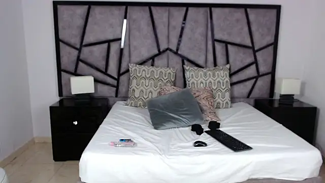 ilitzy cardona online show from March 12, 10:07 pm