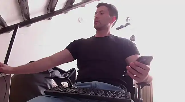 hairyncuteass online show from January 11, 4:36 pm