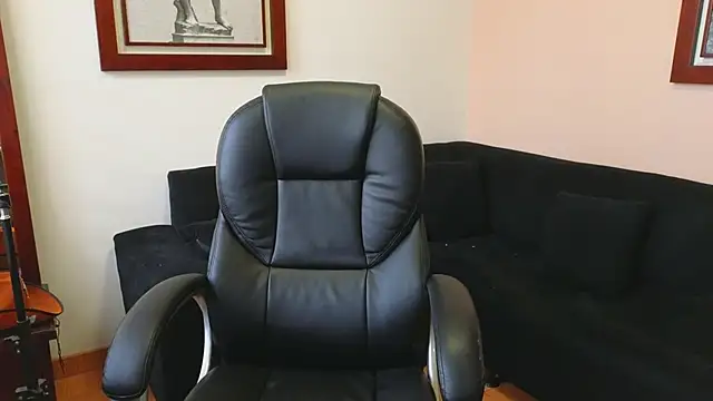 hairyncuteass online show from September 20, 11:44 am