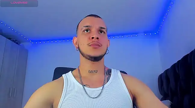 austinoficial online show from February 14, 12:19 am