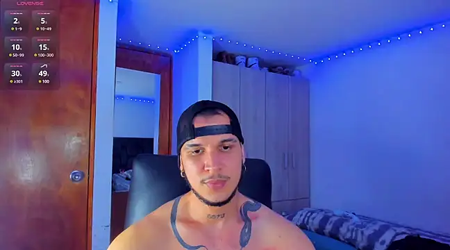 austinoficial online show from March 4, 7:19 am