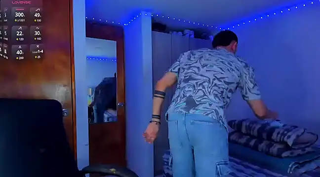 austinoficial online show from March 17, 1:14 am