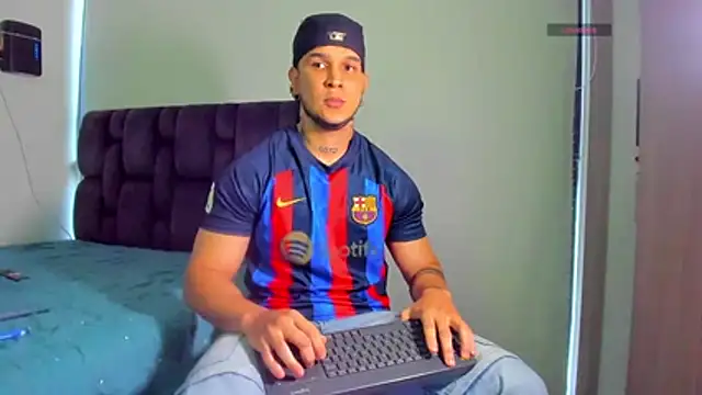 austinoficial online show from March 10, 8:58 pm