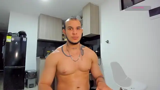 austinoficial online show from March 23, 10:25 pm