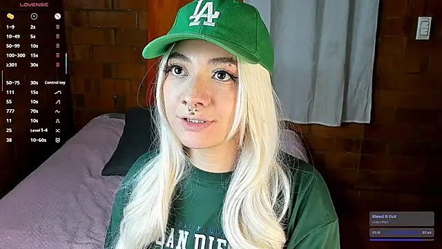 Annycolin  online show from January 24, 11:45 pm