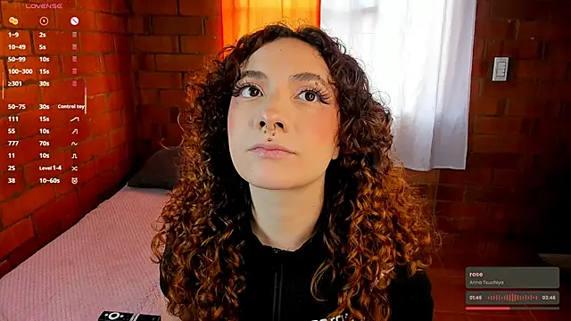 Annycolin  online show from February 12, 7:24 pm