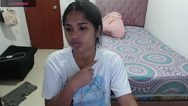 july-feria online show from January 13, 12:30 am