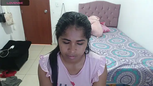 july-feria online show from February 8, 7:05 pm