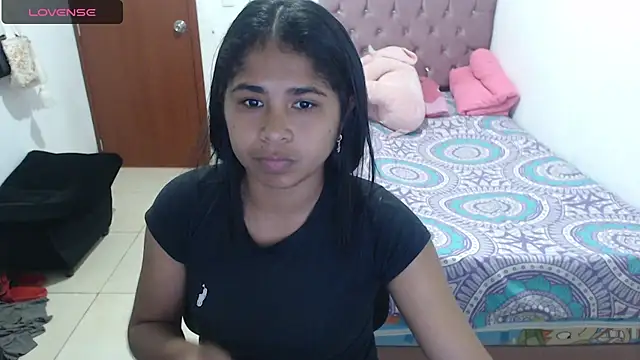 july-feria online show from February 20, 10:15 pm