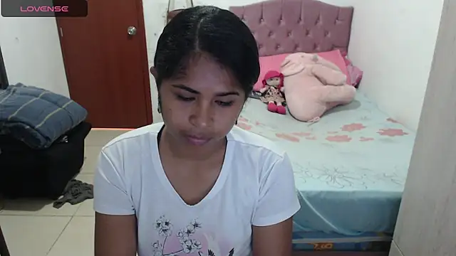 july-feria online show from October 3, 4:37 pm