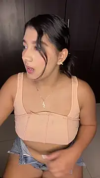 saraa franco  online show from January 9, 3:04 pm