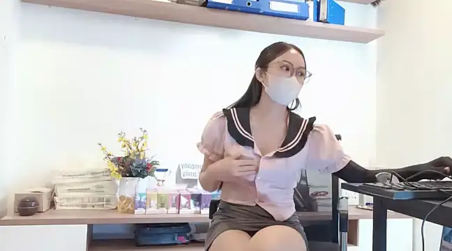 Lush-Office online show from February 16, 6:21 am