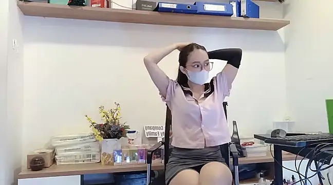 Lush-Office online show from February 19, 3:17 am