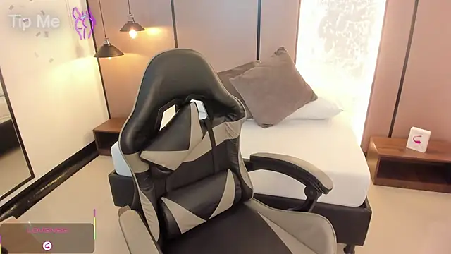 lilly ass  online show from October 8, 12:58 pm