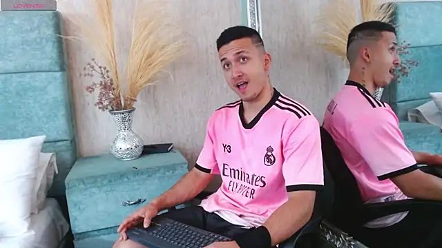 BrandonColee online show from March 4, 12:33 pm