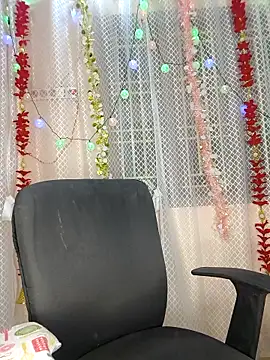 Babbyy doll online show from April 13, 6:13 pm