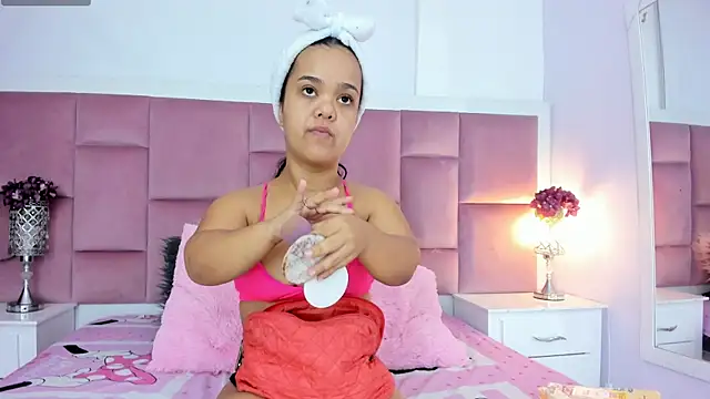 AnieRey online show from January 20, 11:56 am