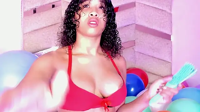 BrigitteRoy  online show from October 19, 3:07 am