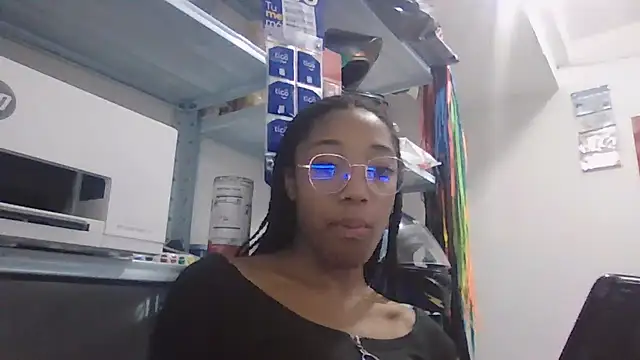 esmeralda-bk online show from February 28, 11:12 pm