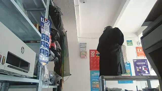 esmeralda-bk online show from March 11, 3:02 pm