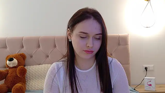 Lilliana Moon online show from March 6, 12:09 pm