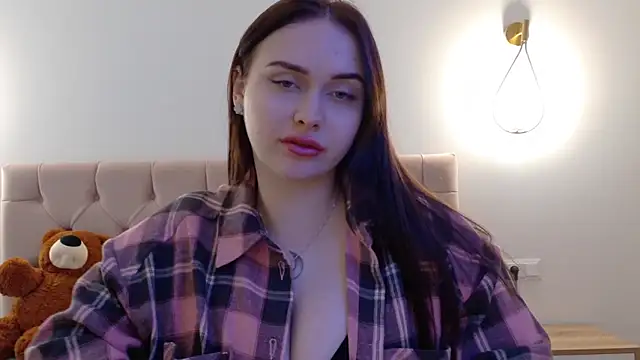 Lilliana Moon online show from March 19, 8:55 am