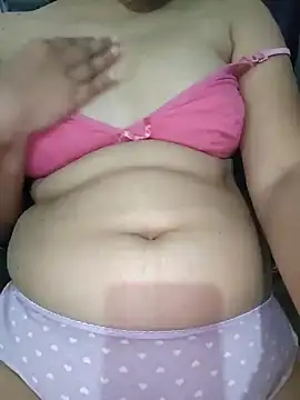 nikkibenza online show from January 15, 2:35 pm