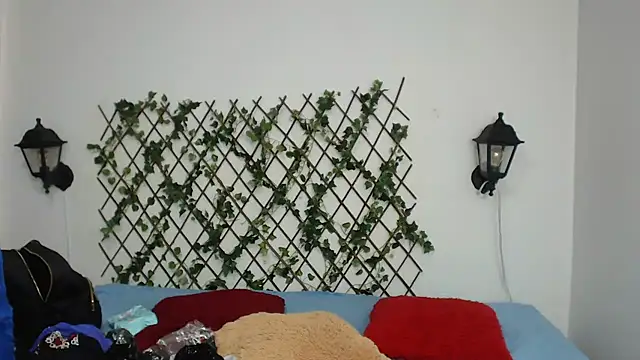 zahra Jalid online show from March 13, 8:00 pm