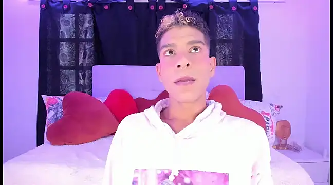 Ethan Boyy online show from February 23, 6:34 pm