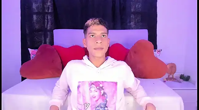 Ethan Boyy online show from February 26, 9:58 pm