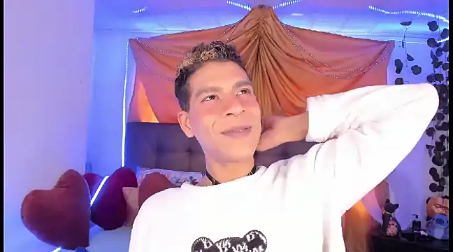 Ethan Boyy online show from March 18, 8:15 pm