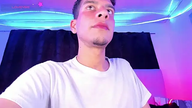 Ethan Boyy online show from February 5, 6:12 pm