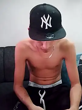 Latinos 2001 online show from January 20, 12:39 pm