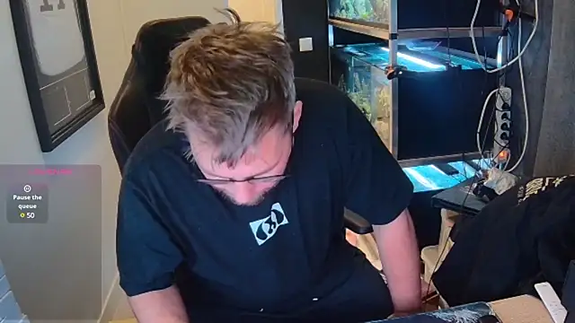 justinitt online show from February 2, 5:37 pm