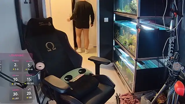 justinitt online show from February 8, 8:21 pm