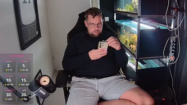 justinitt online show from February 9, 11:36 am