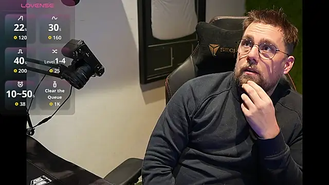 justinitt online show from December 14, 8:02 pm