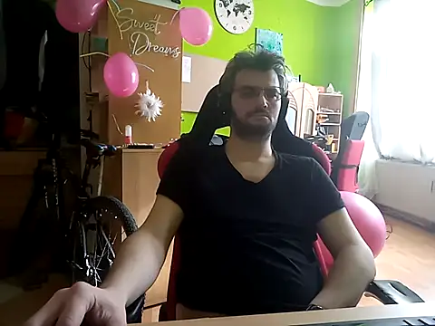 stary-w-kalesonach online show from March 4, 9:51 am