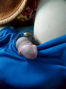 Snapshot of KisSsu chatting on February 9, 3:38 pm KisSsu online show from February 9, 3:38 pm