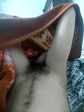 Snapshot of KisSsu chatting on February 17, 4:13 pm KisSsu online show from February 17, 4:13 pm