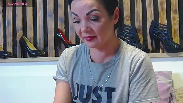 Tory Lovi online show from April 5, 3:58 am