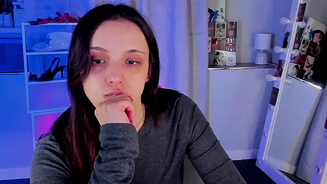 Sahara Shields online show from April 8, 6:24 am